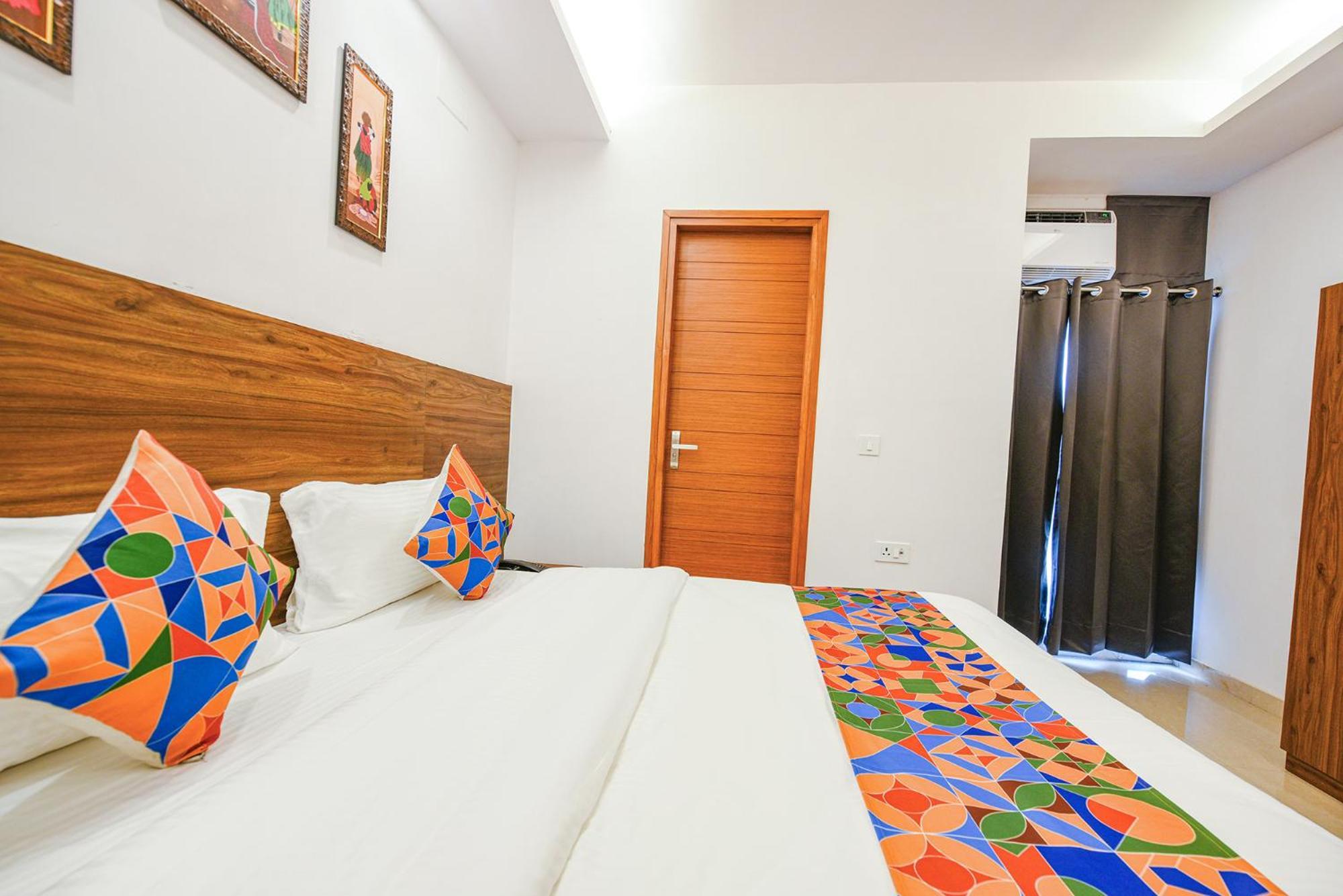 Fabhotel Sparkling - Nr Yashobhoomi Convention Centre Дели Экстерьер фото
